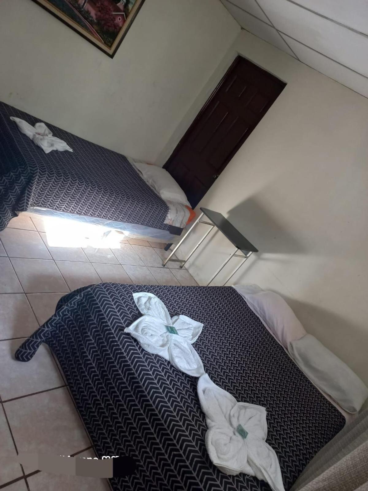 Huellas Hostal Antigua Rum bild